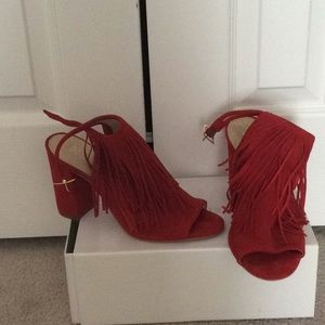 Size nine Vince camuto shoes